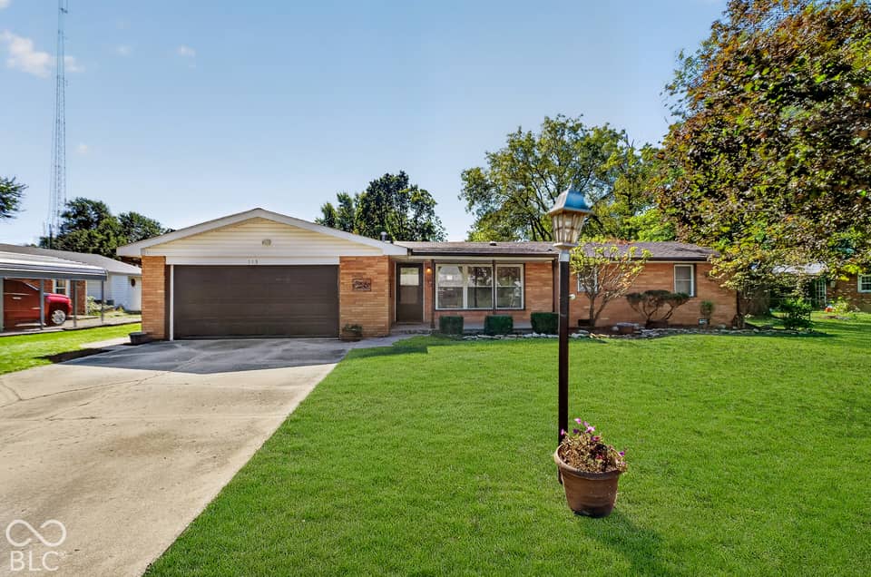 113 Magnolia Drive, Anderson, IN 46012, photo 1 of 24