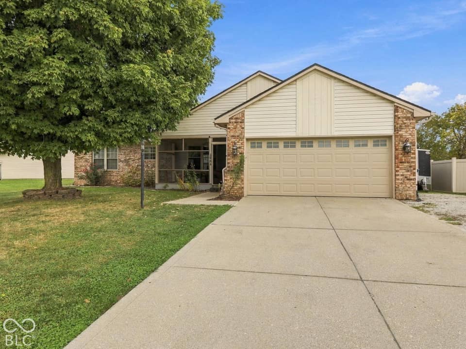5664 Pine Knoll Boulevard, Noblesville, IN 46062, photo 1 of 55