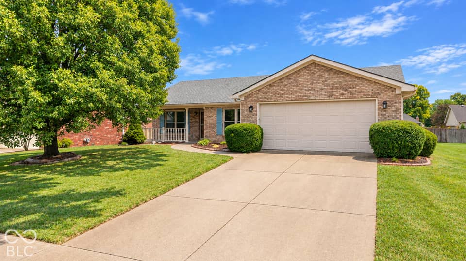 3510 Teal Way, Jeffersonville, IN 47130, photo 1 of 38