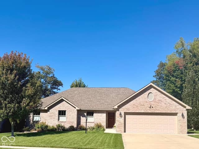 6658 English Oak Drive, Avon, IN 46123, photo 2 of 50