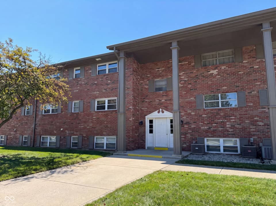3135 E 52nd Street #UNIT E, Indianapolis, IN 46205, photo 1 of 21