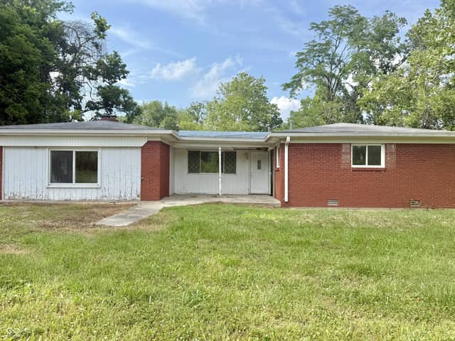 5016 Olive Branch Road, Greenwood, IN 46143, photo 3 of 61