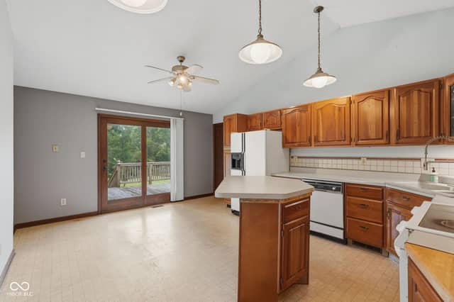 12774 N Oakhaven Drive, Camby, IN 46113, photo 5 of 54