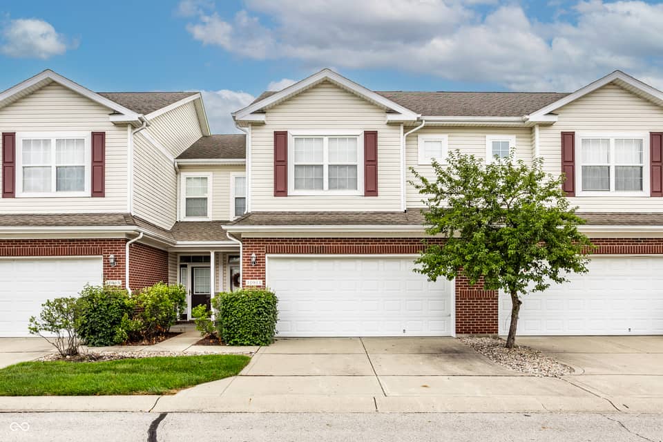 10911 Perry Pear Drive, Zionsville