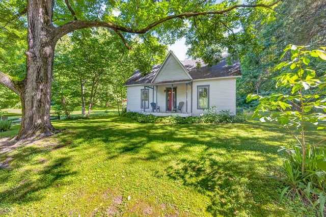 1021 Combs Road, Nashville, IN 47448, photo 4 of 120