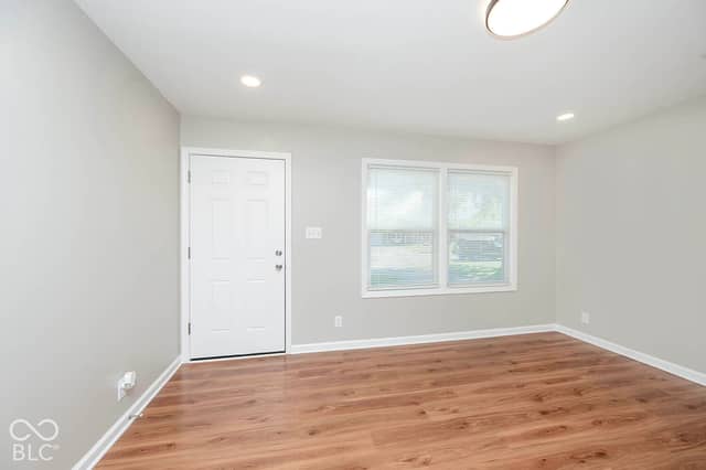 916 School Street, Greenfield, IN 46140, photo 5 of 19