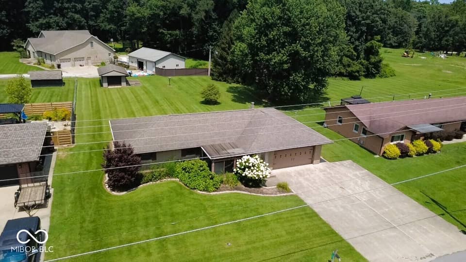 106 W Anderson Street, Rockville, IN 47872, photo 1 of 48