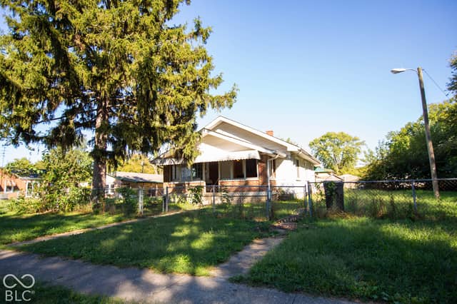 2513 Mars Hill Street, Indianapolis, IN 46241, photo 4 of 32