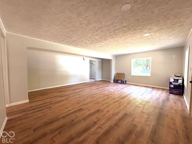209 W Walnut Street, Waynetown, IN 47990, photo 4 of 27