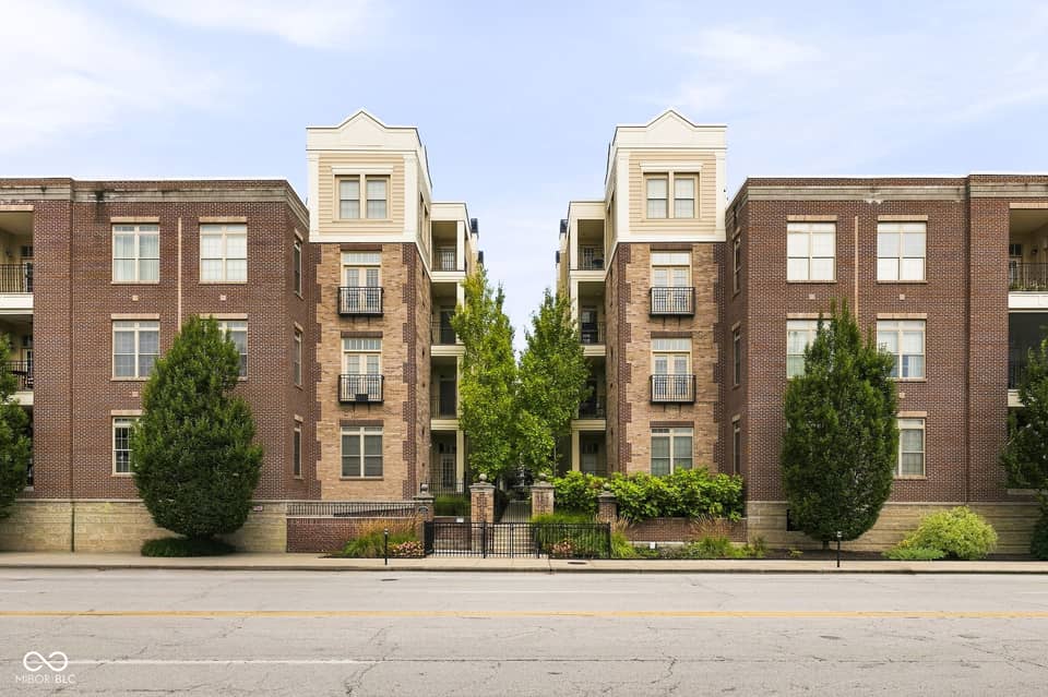 450 E Ohio Street #114, Indianapolis