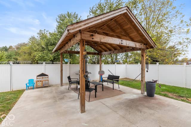 426 Cornerstone Avenue, Seymour, IN 47274, photo 4 of 25