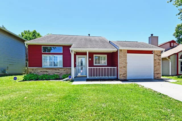 6637 Sunbury Drive, Indianapolis, IN 46241, photo 2 of 30