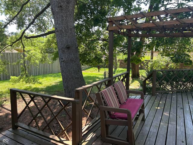 8888 Alderly Court, Indianapolis, IN 46260, photo 4 of 19