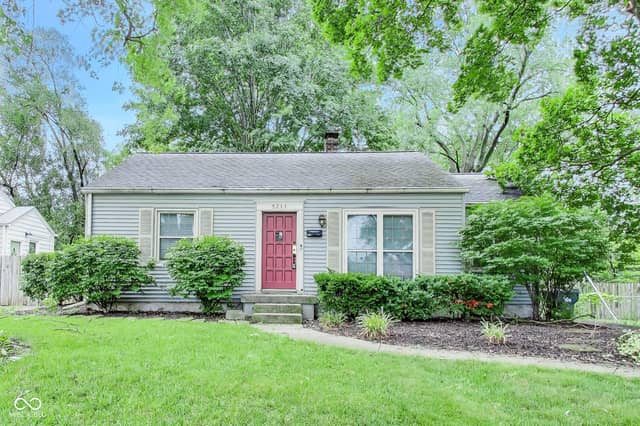 5211 Rosslyn Avenue, Indianapolis, IN 46220, photo 2 of 38