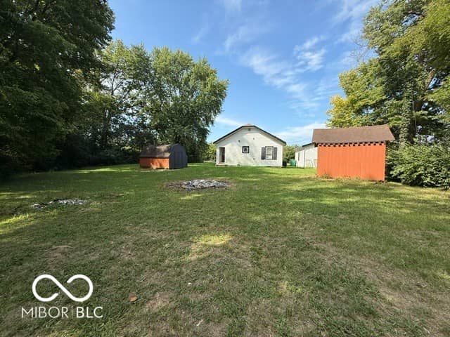 1132 N Michigan Road, Shelbyville, IN 46176, photo 3 of 17