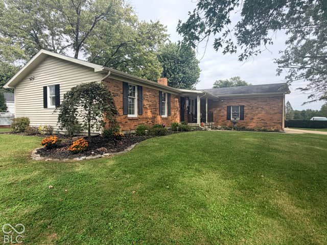 1112 Ranch Road, Connersville