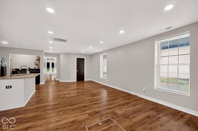 1628 Beulah Avenue, Indianapolis, IN 46241, photo 5 of 30