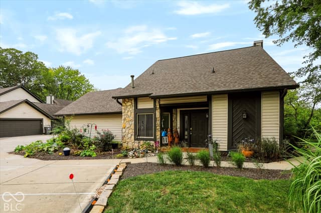 7670 Eagle Valley Pass, Indianapolis, IN 46214, photo 2 of 22