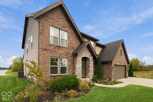 6435 Nicoson, Indianapolis, IN 46259, photo 3 of 38