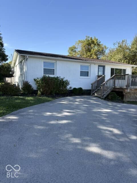 12003 Hoosier Road, Fishers, IN 46037, photo 2 of 9