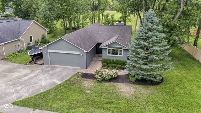 329 N East Street, Westfield, IN 46074, photo 4 of 38
