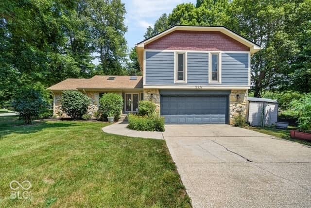 13824 Nansemond Drive, Carmel, IN 46032, photo 2 of 55