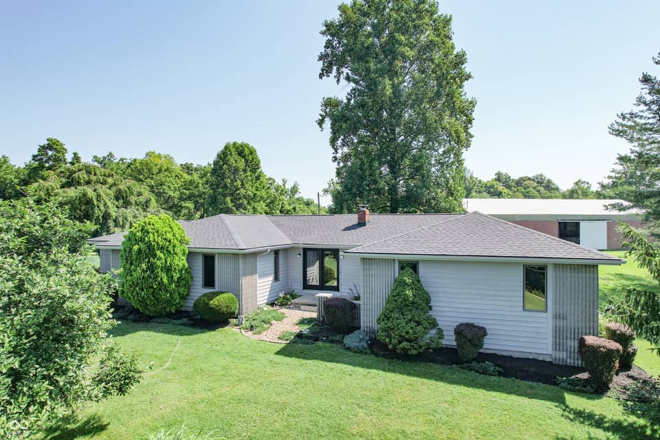 1000 E County Road 55 S, North Vernon
