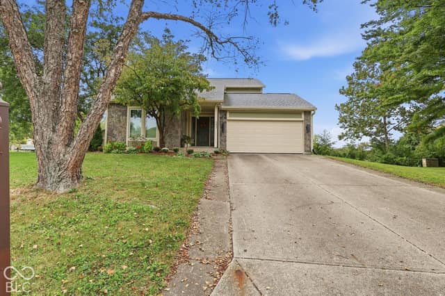 7275 Monon Court, Indianapolis, IN 46256, photo 3 of 44