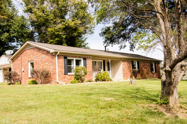 944 W County Road 200 N, Danville, IN 46122, photo 4 of 41