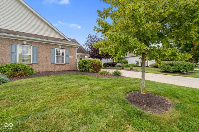 1193 Fantail Drive, Greenwood, IN 46143, photo 5 of 40