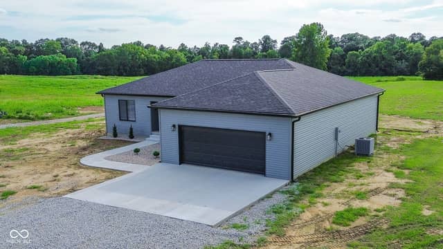 8826 S 450 W, Rosedale, IN 47874, photo 5 of 22