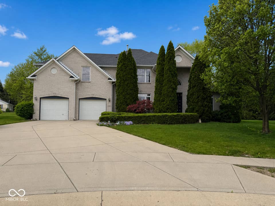 4064 Shady Pointe Row, Greenwood