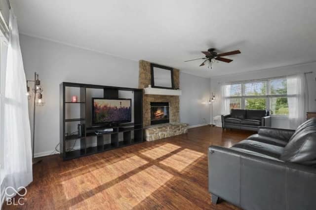 8465 Summertree Lane, Indianapolis, IN 46256, photo 4 of 23