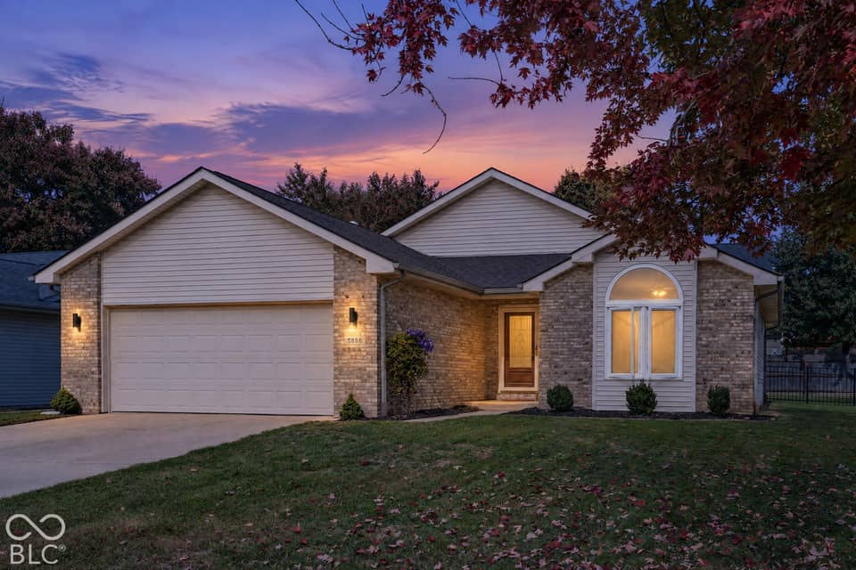 5886 Regency Drive, Columbus, IN 47203, photo 1 of 40