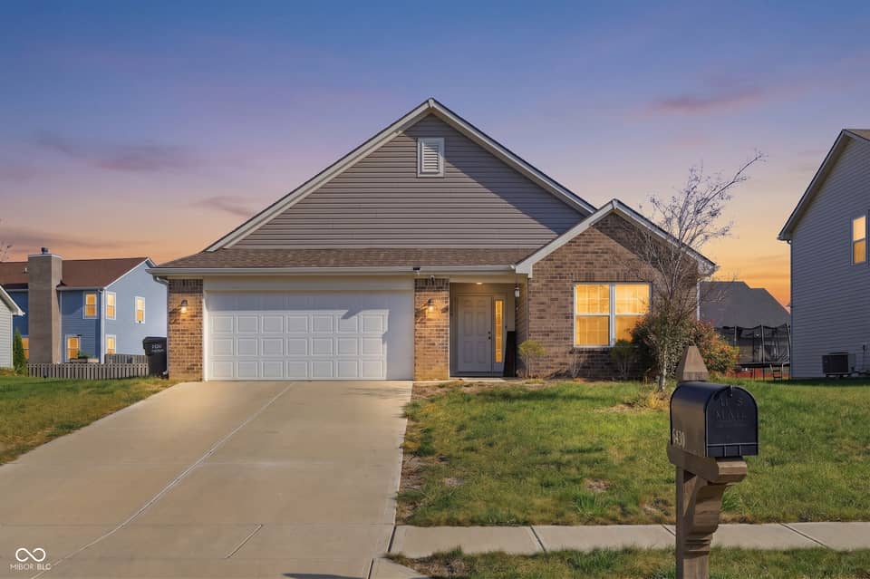 6430 W Mulberry Way, Greenfield, IN 46140, photo 1 of 40