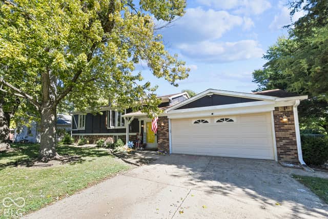 3435 Summerfield Drive, Indianapolis, IN 46214, photo 3 of 16