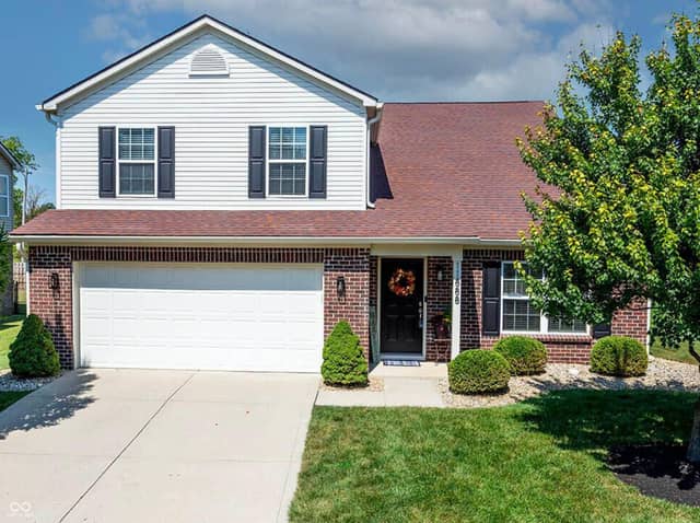 11888 Geyser Court, Fishers, IN 46038, photo 2 of 51