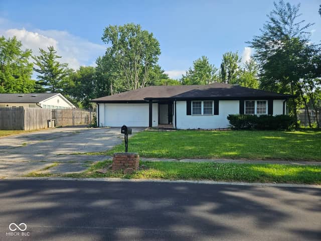 1641 Horizon Lane, Indianapolis, IN 46260, photo 3 of 33