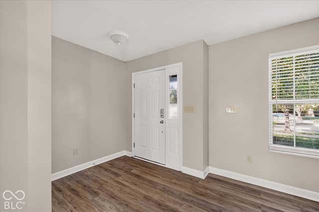 839 Stonehurst Drive, Franklin, IN 46131, photo 5 of 37