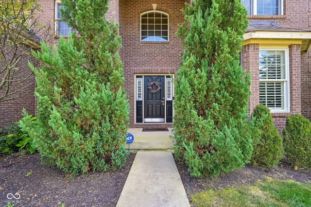 6677 W May Apple Drive, McCordsville, IN 46055, photo 4 of 60