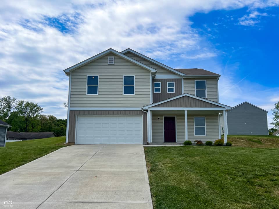 1131 Deer Trail, Connersville