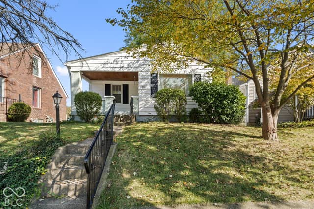 115 S 11th Avenue, Beech Grove, IN 46107, photo 2 of 29