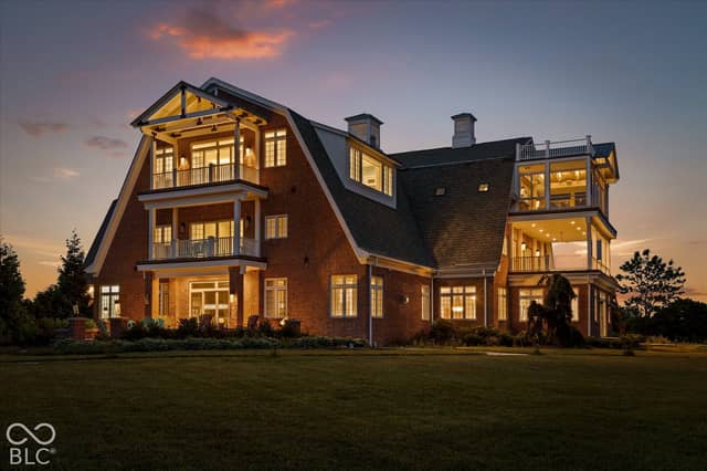 9825 Windy Hills Drive, Zionsville, IN 46077, photo 5 of 23