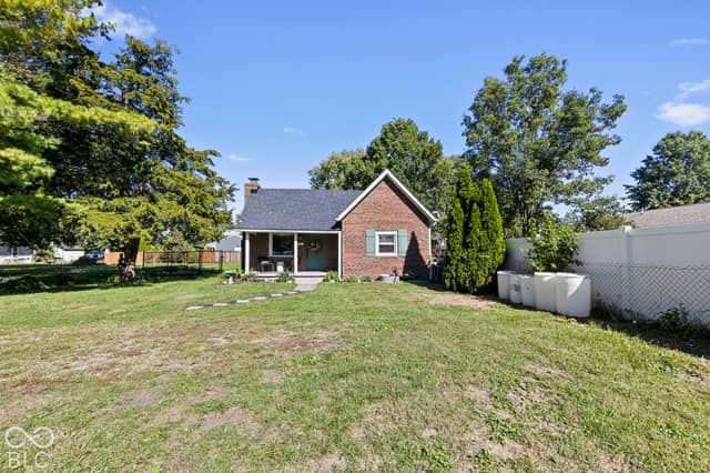 325 Walton Street, Atlanta, IN 46031, photo 3 of 39