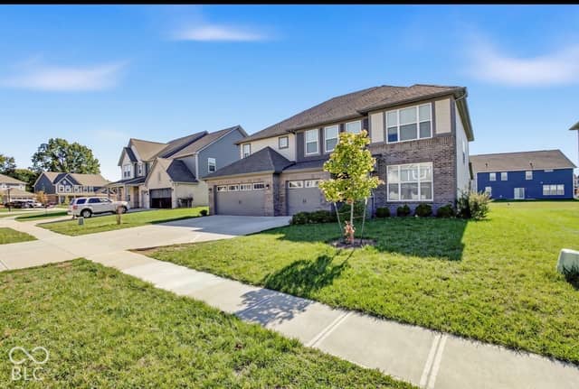929 Garrison Drive, Greenwood, IN 46143, photo 3 of 49