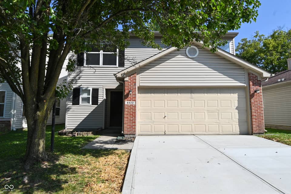 4422 Autumn Crest Court, Indianapolis