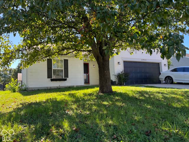 6453 Oyster Key Lane, Plainfield, IN 46168, photo 3 of 7