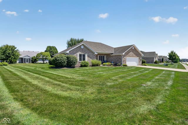 1154 Brunes Boulevard, Brownsburg, IN 46112, photo 5 of 37