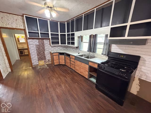 250 S Central Street, Atlanta, IN 46031, photo 2 of 29