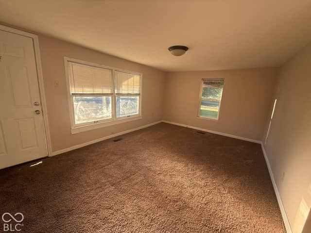 130 Broad Street, Hope, IN 47246, photo 5 of 20